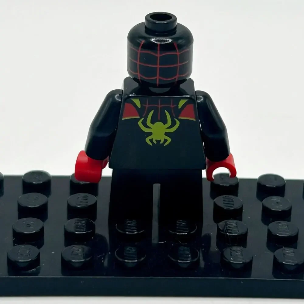 LEGO Marvel Spider-Verse: “Spins” Miles Morales MiniFigure Black Red EUC